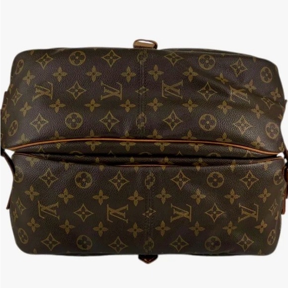 Louis Vuitton Saumur 35  Monogram Messenger Bag - Picture 3 of 6